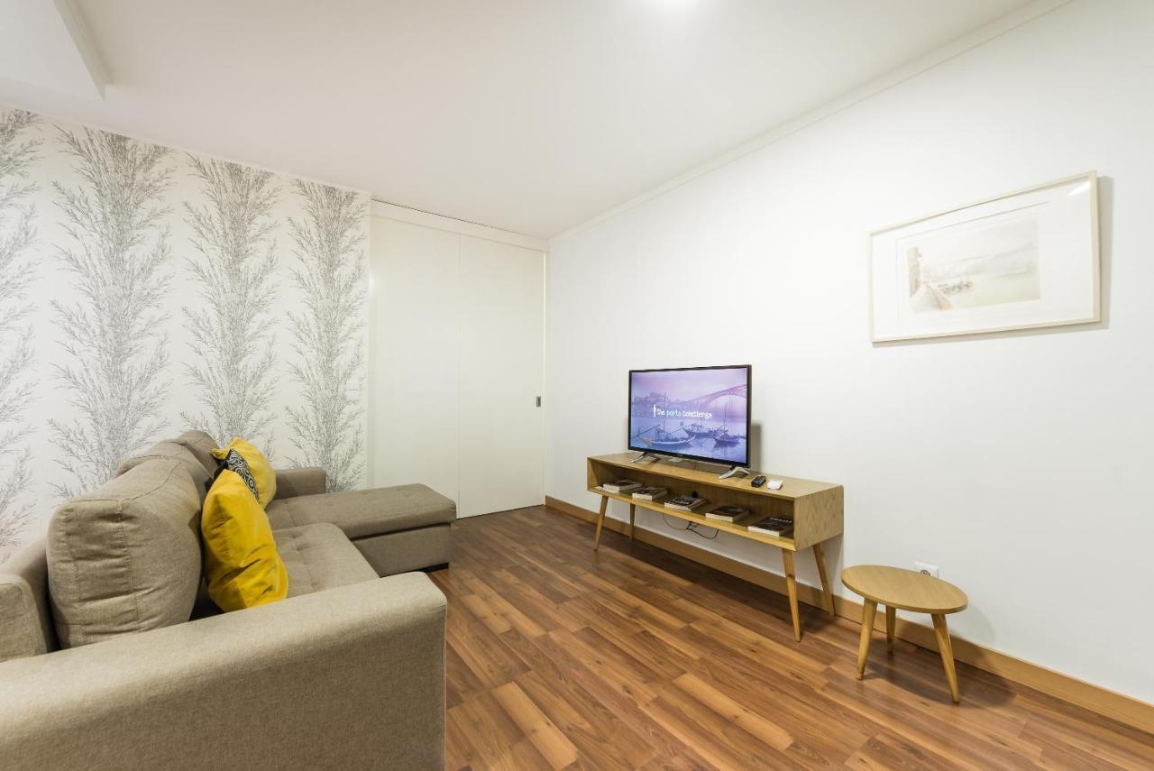 Guestready - The First Apartman Porto Kültér fotó